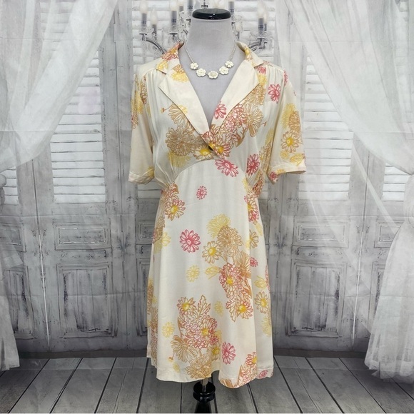 Free People Size Small Hawaii Mini Dress Swing Skirt V Neck Short Sleeve Pockets - Picture 1 of 14